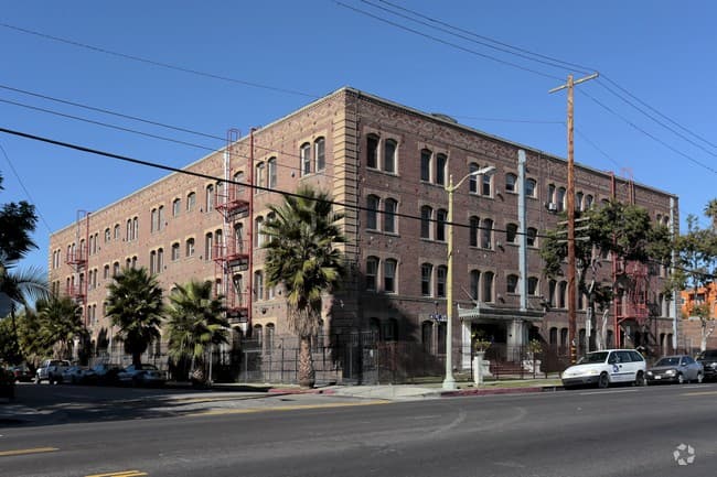 Figueroa Arms Condominiums