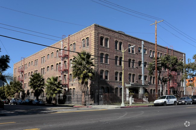 Figueroa Arms Condominiums