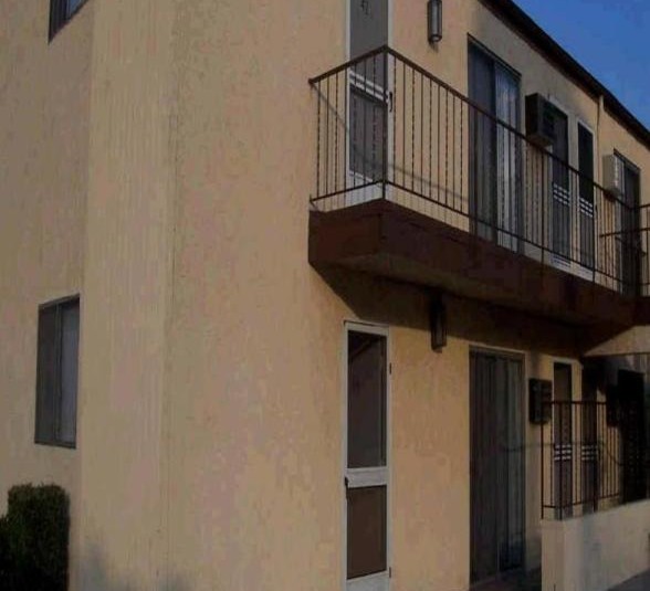 Glenn View Condominiums