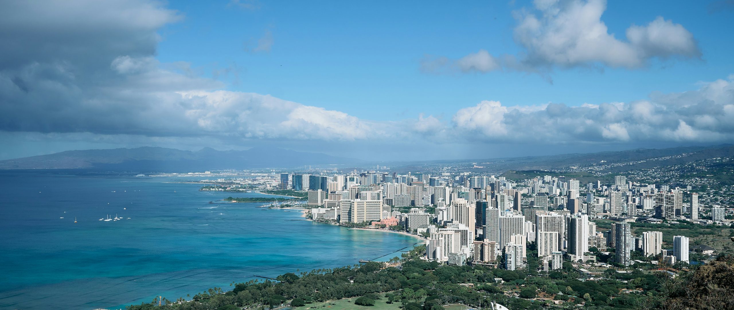 Honolulu and Waikiki seen from Diamond Head